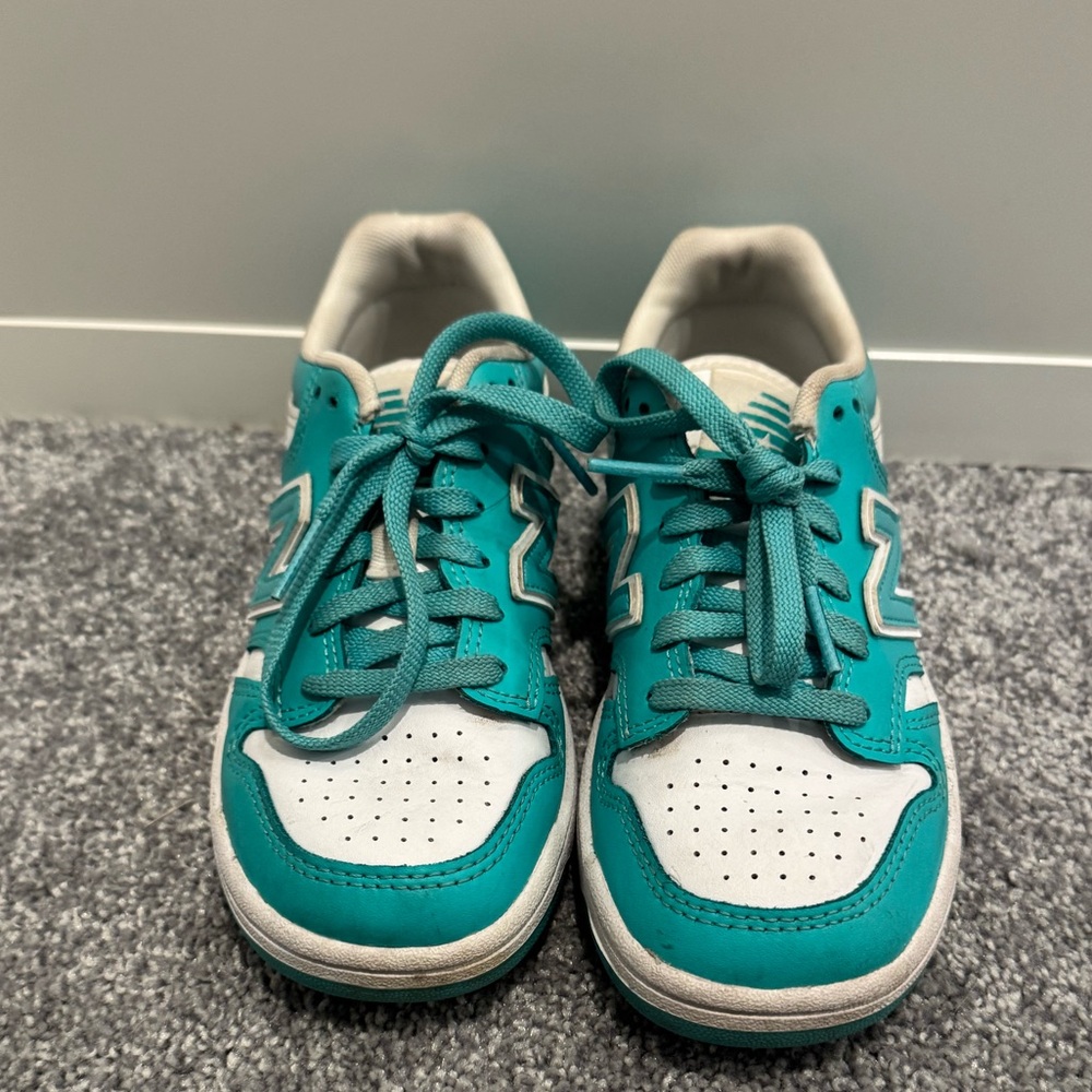 Girls New Balance Shoes